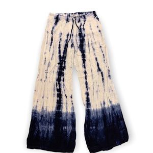 Medium flare tie dye pants